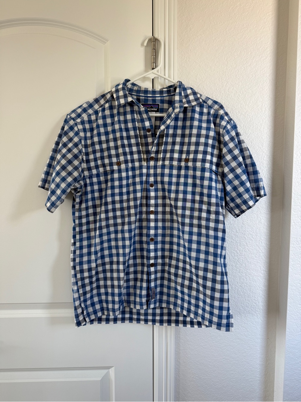 Patagonia Men's Short-Sleeved Island Hopper II Shirt Size M